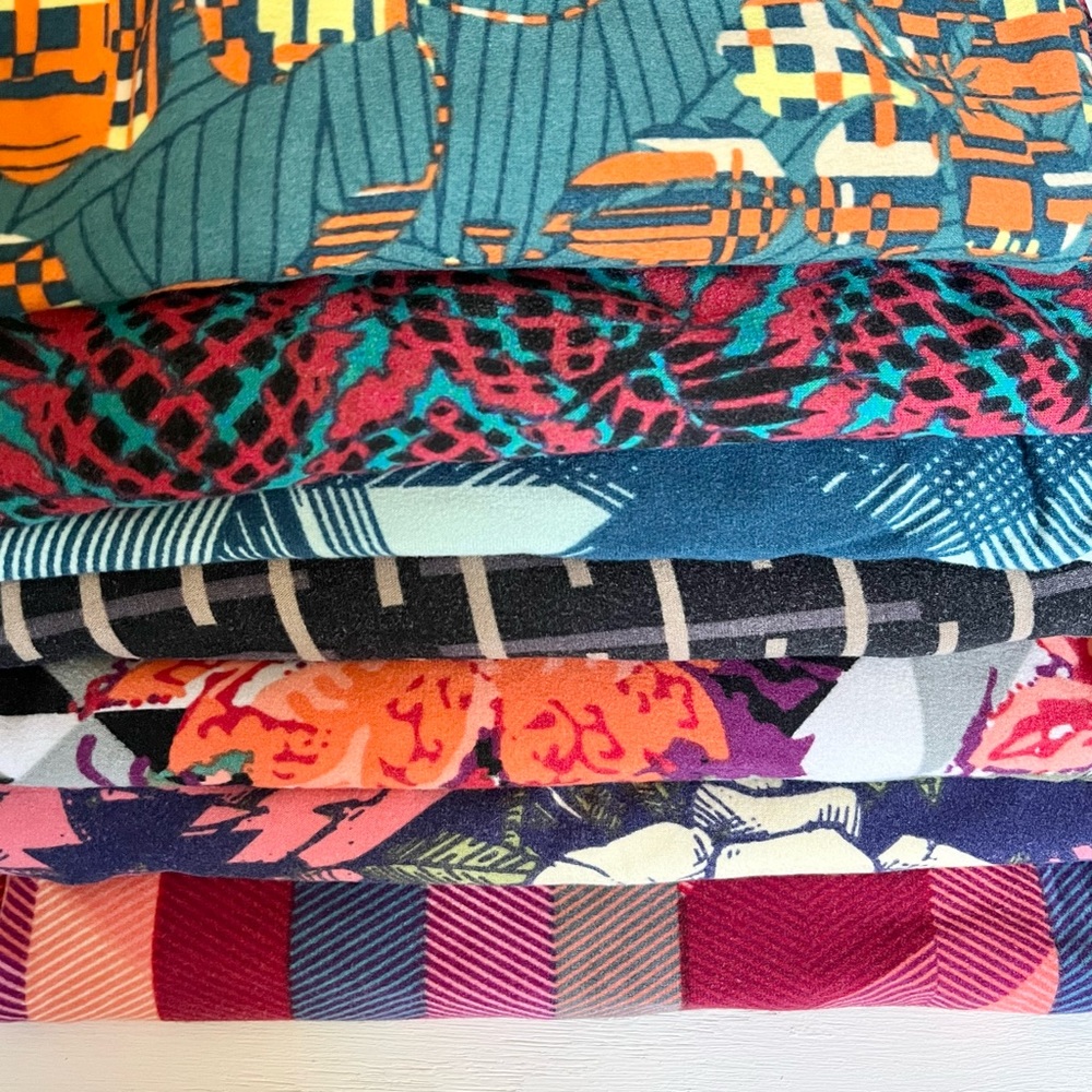 7 Pairs - Lularoe Leggings